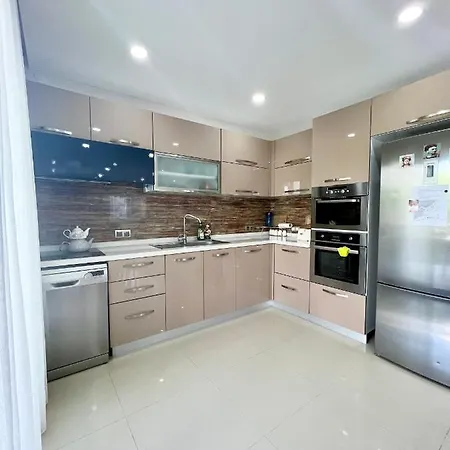Вилла Luxurious With Pool Directly By The Sea *